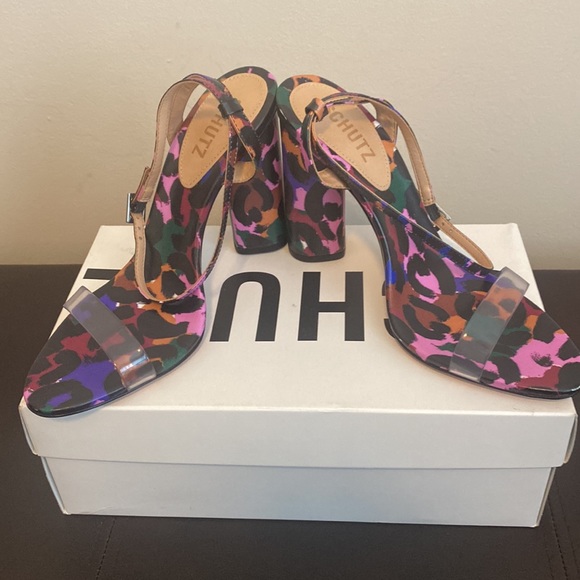 SCHUTZ - Picture 3 of 11